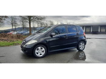 Voiture MERCEDES-BENZ