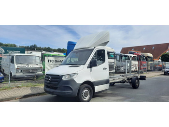 Véhicule utilitaire MERCEDES-BENZ Sprinter 311