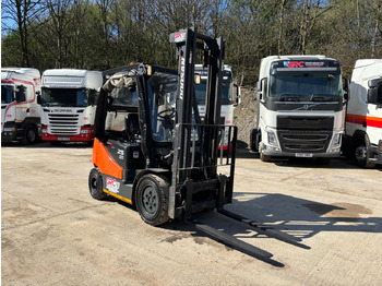 Chariot élévateur diesel DOOSAN
