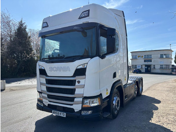Tracteur routier SCANIA R 450