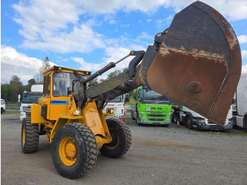 Chargeuse sur pneus Volvo 4200B: photos 4 Chargeuse sur pneus Volvo 4200B: photos 4