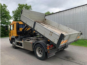 Camion benne Volvo FL615 + HIAB 027-2: photos 2