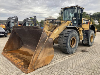 Chargeuse sur pneus CATERPILLAR 972M