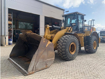 Chargeuse sur pneus CATERPILLAR 966K