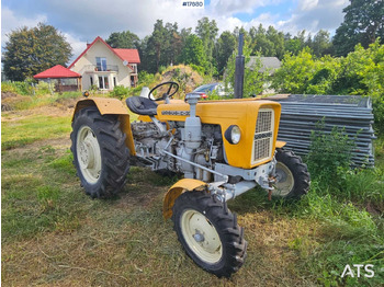 Tracteur agricole URSUS
