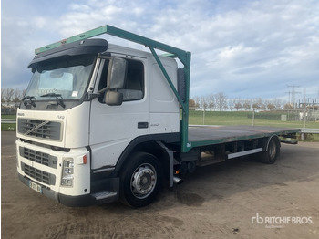 Camion plateau VOLVO FL