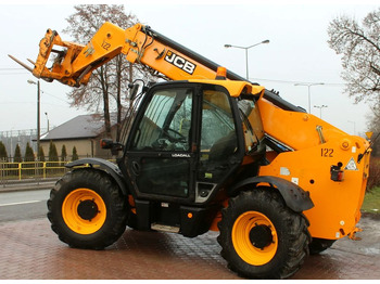 Chariot télescopique JCB