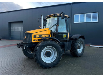 Tracteur agricole JCB
