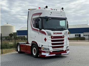 Tracteur routier SCANIA S 500