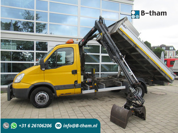 Véhicule utilitaire benne IVECO Daily