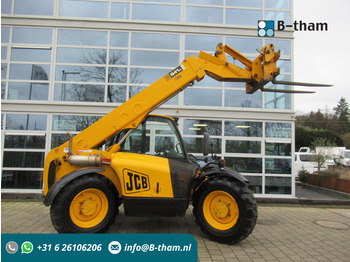 Chariot télescopique JCB