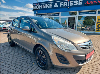 Voiture OPEL