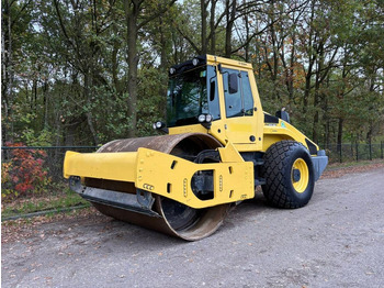Compacteur à pieds de mouton/ Monocylindre BOMAG BW213DH-4