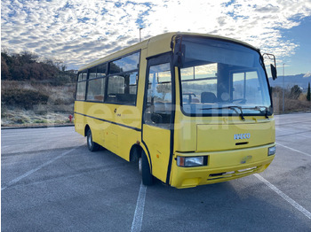 Bus scolaire IVECO