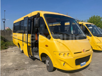 Bus scolaire IVECO