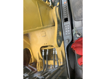 Pelle CATERPILLAR 323D2L