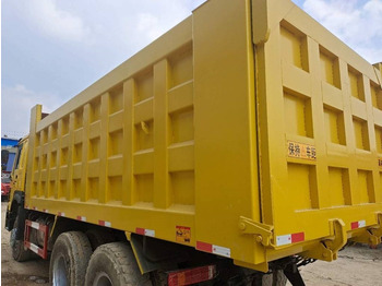 Camion benne Howo 6X4: photos 4