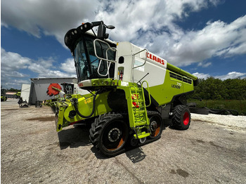 Moissonneuse-batteuse CLAAS Lexion 770