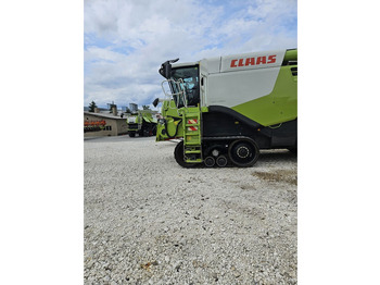 Moissonneuse-batteuse CLAAS Lexion 770