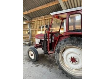 Tracteur agricole International 474 M.FRONTLÆSSER: photos 2 Tracteur agricole International 474 M.FRONTLÆSSER: photos 2