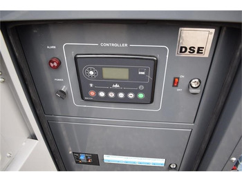 Groupe électrogène Cummins 55 KvA: photos 5