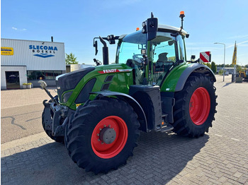 Tracteur agricole FENDT 716 Vario