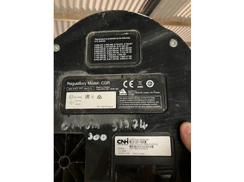 Système de navigation pour Machine agricole CNH Novatel receiver: photos 3