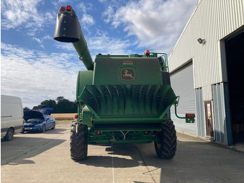 Moissonneuse-batteuse John Deere T670: photos 4