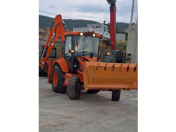 Tractopelle KOBELCO
