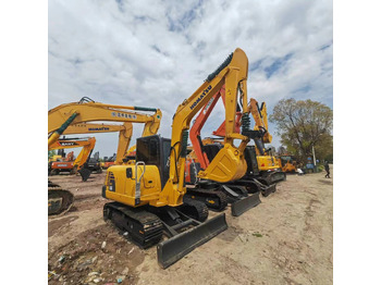 Pelle sur chenille KOMATSU PC56-7