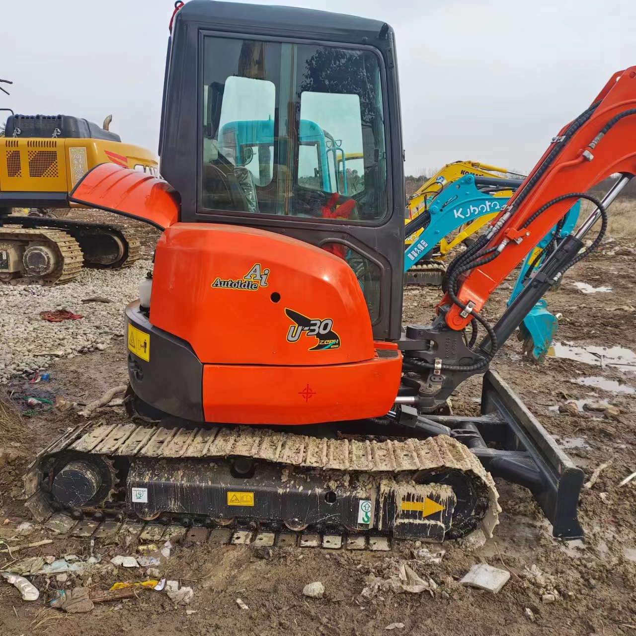 Mini pelle KUBOTA 30: photos 4