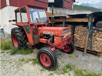 Tracteur agricole VOLVO