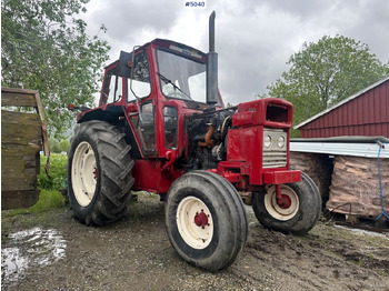 Tracteur agricole VOLVO