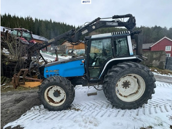 Tracteur agricole 1993 Valmet 8100 with Hiab FMV crane and log trailer: photos 2 Tracteur agricole 1993 Valmet 8100 with Hiab FMV crane and log trailer: photos 2