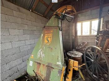 Matériel de fenaison