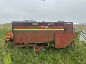 Matériel de fenaison 1998 TKS R-150 Silage spreader: photos 2