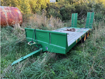 Remorque porte-engin surbaissée