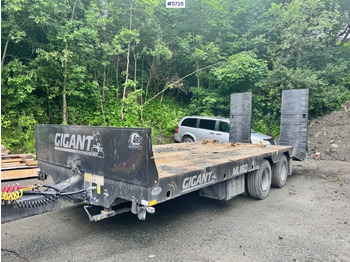 Remorque porte-engin surbaissée