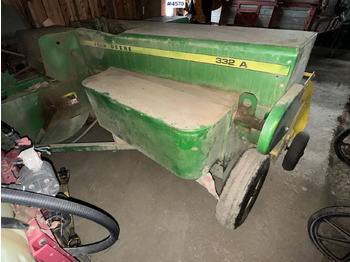 Matériel de fenaison JOHN DEERE