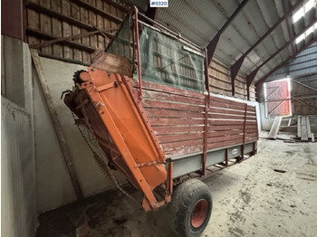 Matériel de fenaison Underhaug 370 unloading wagon with discharge roller: photos 4 Matériel de fenaison Underhaug 370 unloading wagon with discharge roller: photos 4
