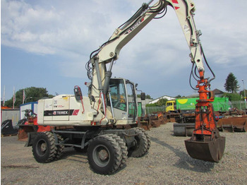 Pelle sur pneus TEREX