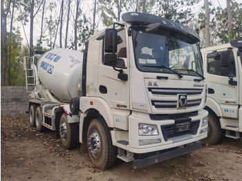 Camion malaxeur XCMG