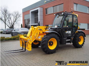 Chariot télescopique JCB