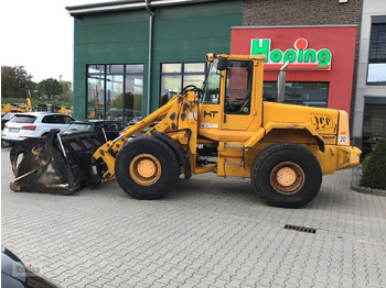 Chargeuse sur pneus JCB 436