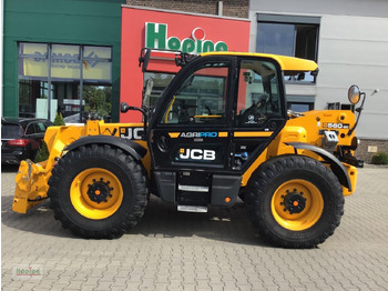 Chariot télescopique JCB