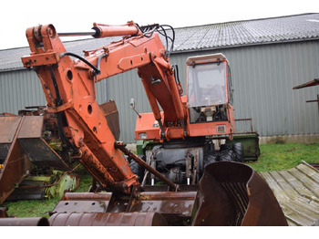 Pelle sur pneus ATLAS