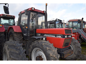 Tracteur agricole CASE IH 956XL