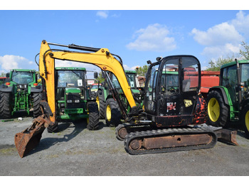 Pelle sur chenille JCB