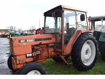 Tracteur agricole RENAULT