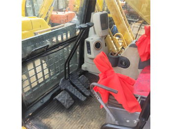 Excavatrice amphibie CATERPILLAR 320C